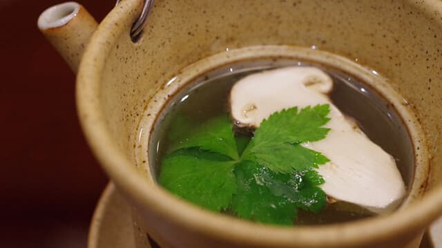 Akasaka Eigetsu: Raffinierte Kaiseki-Küche im Kyoto-Stil