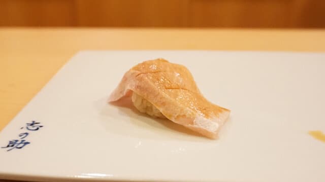 Sushi Shinosuke: Omakase mit Fisch aus Hokuriku am Tresen
