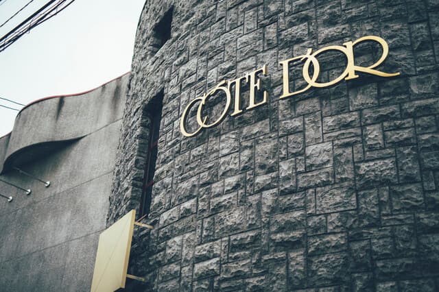 Restaurant Cote d'Or: klassische französische Küche mit Hokkaido-Zutaten