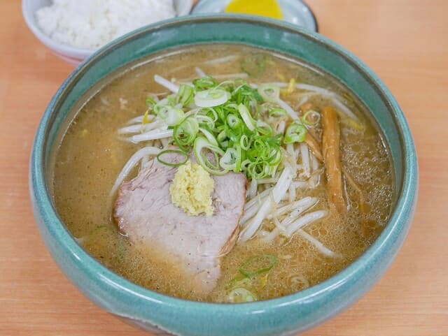 Menya Saimi: Eine Ikone des Sapporo Miso Ramen