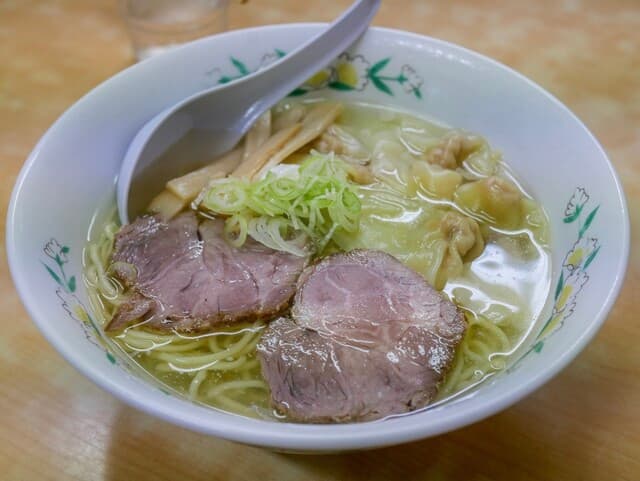 Jiyoken: klassische Hakodate Shio Ramen