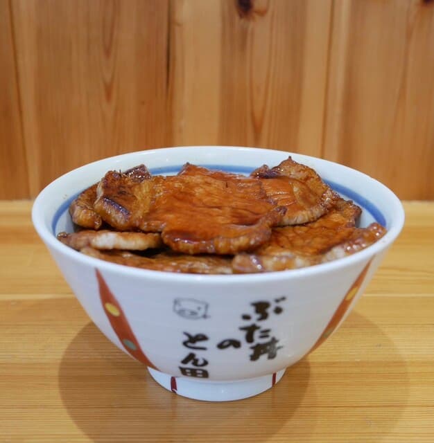 Butadon no Tonta: das definitive Butadon aus Obihiro