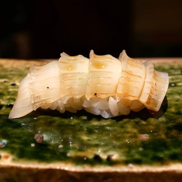 Tachi no Kura: High-End-Sushi im Stehen
