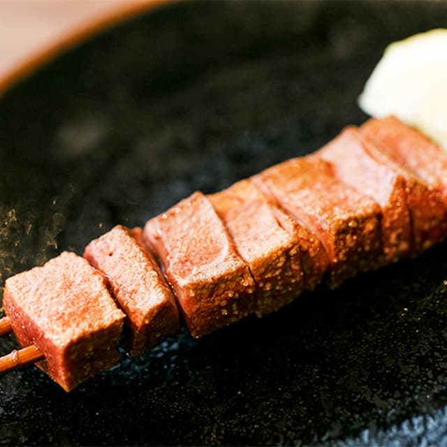 Tori Shige: legendäres Yakiton und Fleisch vom Holzkohlegrill