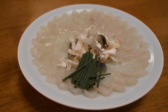 Fugu Makino: Spezialist für Fugu und Krabben-Hotpot
