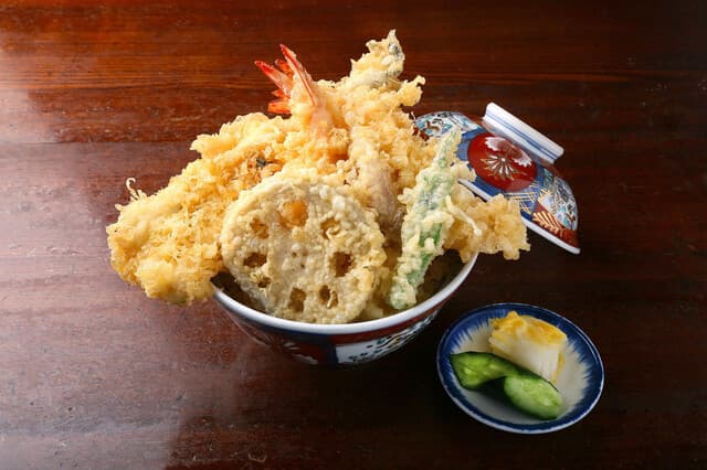 Dote no Iseya: historisches Tendon im Edo-Stil