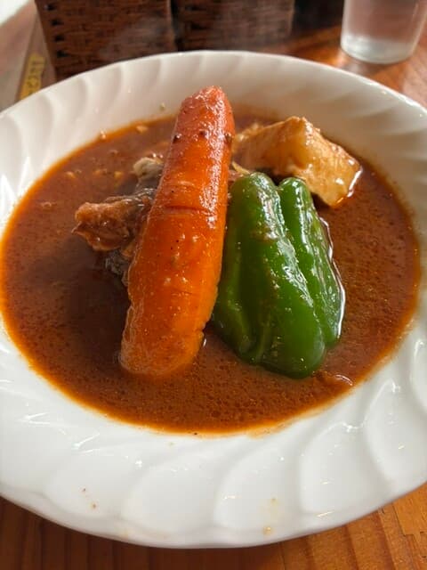 Soup Curry Kamui: Suppencurry nach Hokkaido-Art