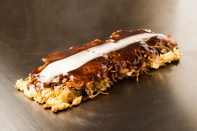 Okonomiyaki Imari Ebisu: Okonomiyaki im modernen und Hiroshima-Stil