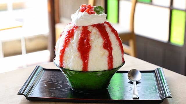 Wa kitchen Kanna: kunstvolles Kakigori-Schabeis