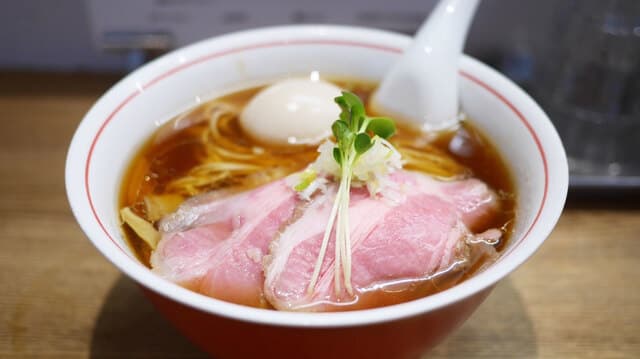 Menson RAGE: preisgekrönter Shamo-Hühner-Ramen