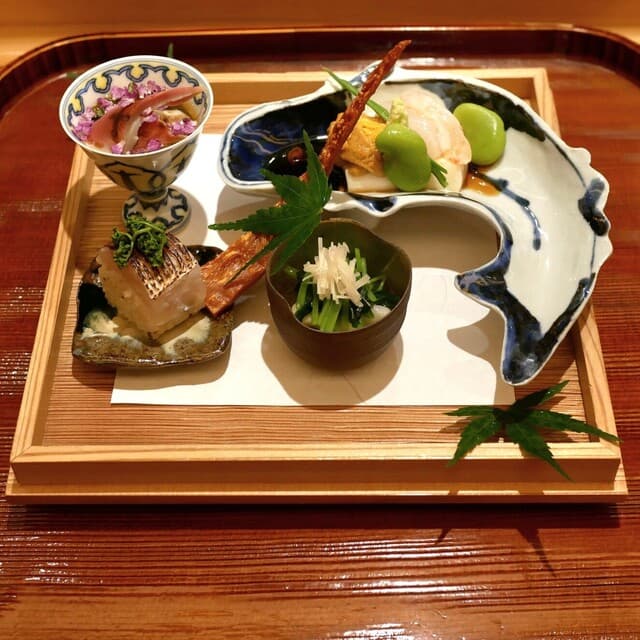 Takiya Tempura: meisterhafte Tempura-Kunst