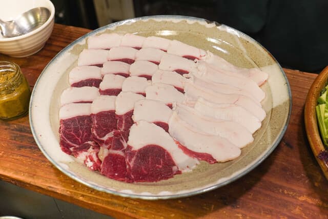 Beet Eat: Wildfleisch-Currys vom Jäger-Koch