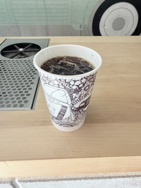 AMAZING COFFEE: Spezialitätenkaffee und Waffeln