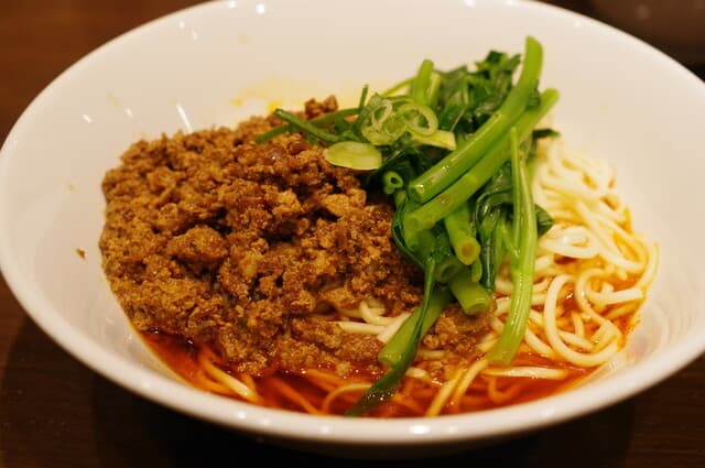Rokubou Tantanmen: Spezialist für suppenlosen Tantanmen