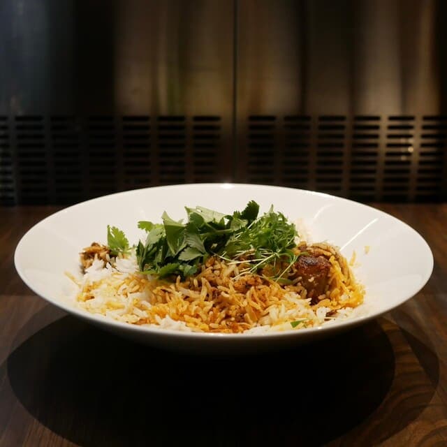 Biryani Osawa: Theatralisches Biryani am Tresen
