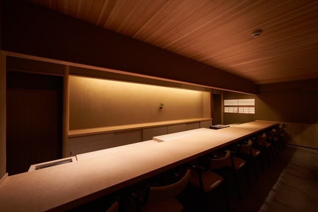 Myoujyaku: Kontemplative „Wasser und Salz“-Kaiseki-Küche