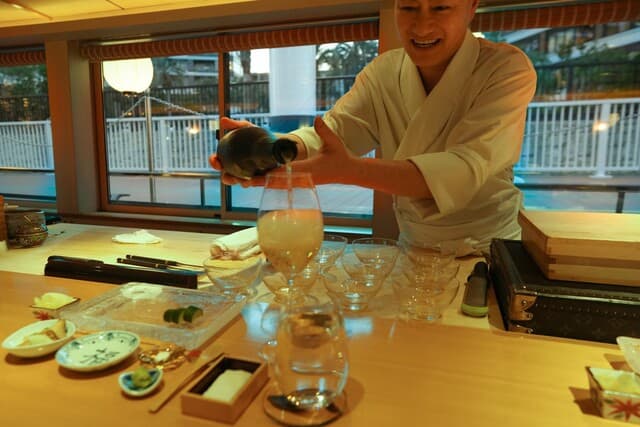 Sushi Takamitsu: Sushi-Erlebnis auf einer Buchtrundfahrt in Tokio