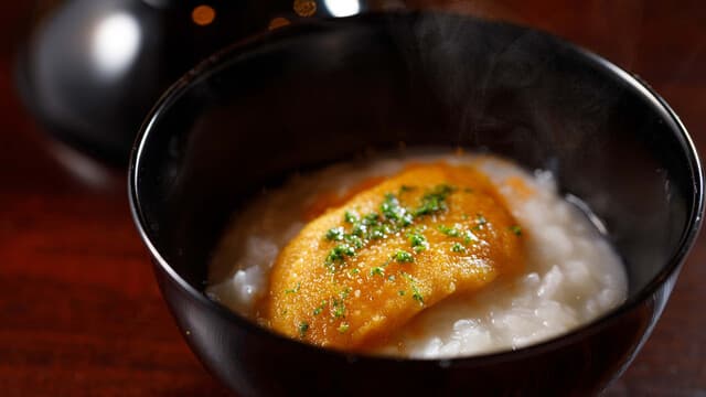 Kappo Muroi: Präzise saisonale Theken-Küche