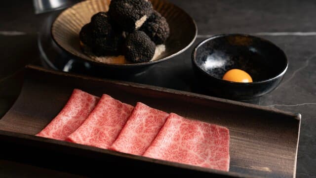 YORONIKU TOKYO Azabudai Hills: Yakiniku-Omakase mit Service