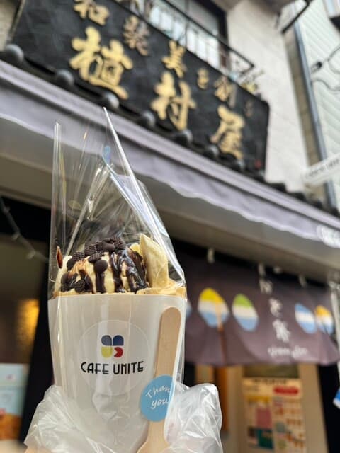 CAFE UNITE: Spezialitäten-Crêpes und Kaffee