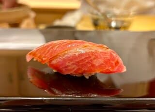 Sushi Hijikata: Ein exklusives Omakase-Erlebnis