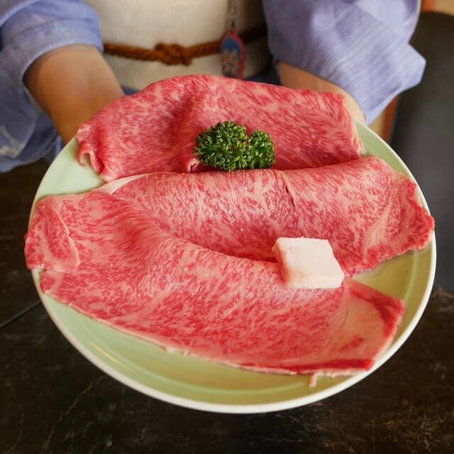 Morita Ya Kiya machi ten: Klassisches Sukiyaki im Kansai-Stil