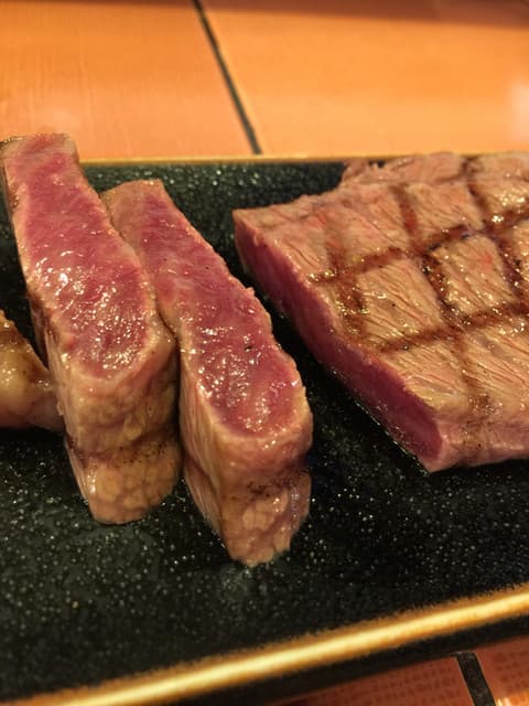 Fujimura: Klassisches Yakiniku mit Omi-Rind