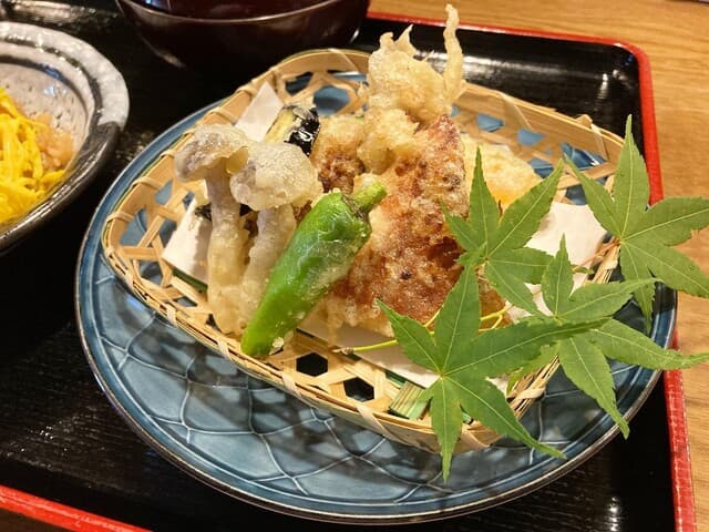 Nakae: Hausgemachte Izakaya-Küche in Kyoto