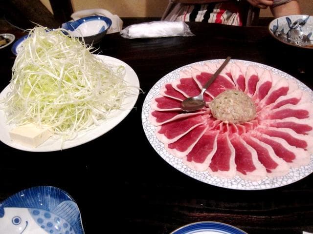 Torinago: Fukuchiyamas berühmter Enten-Hotpot