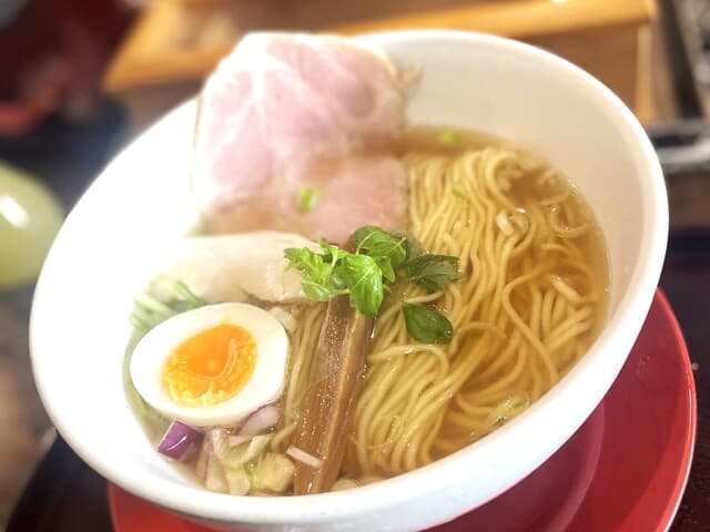 Kobushi Ramen: kreativer Ramen mit Enten- und Fischbrühe