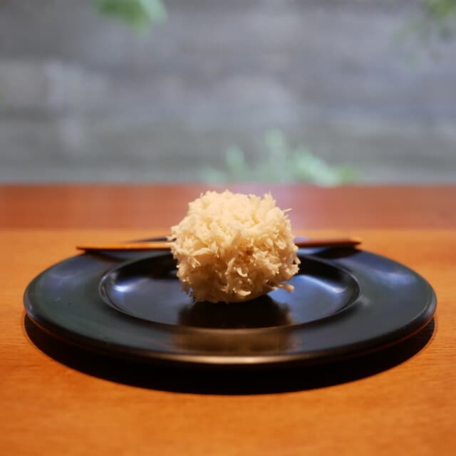 ZEN CAFE: Moderne Wagashi in Galerie-Atmosphäre