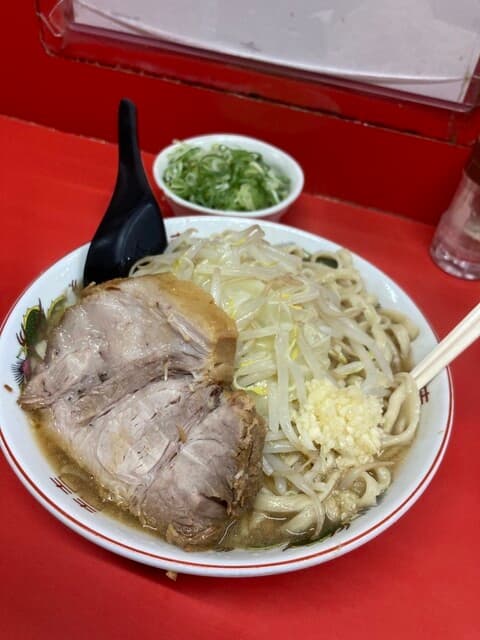 Ramen Jiro Kyoto ten: Kult-Ramen im Jiro-Stil