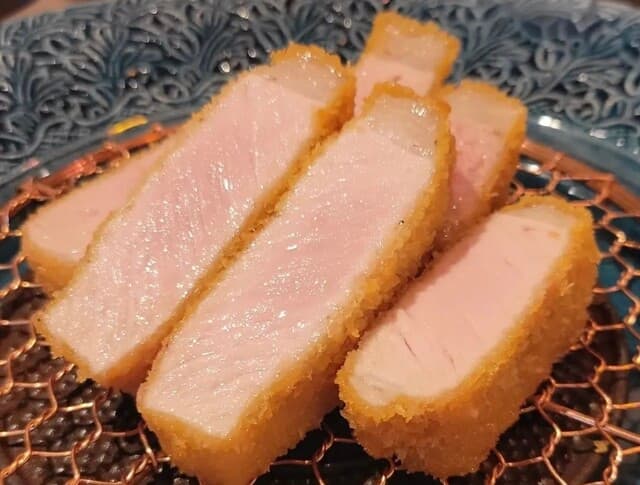 Karasemi Tei: Dry-Aged-Tonkatsu neu interpretiert