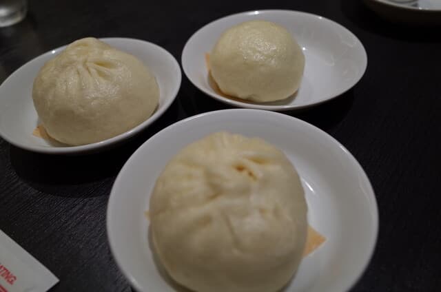 551 Horai Honten: Osakas ikonische Schweinefleisch-Brötchen