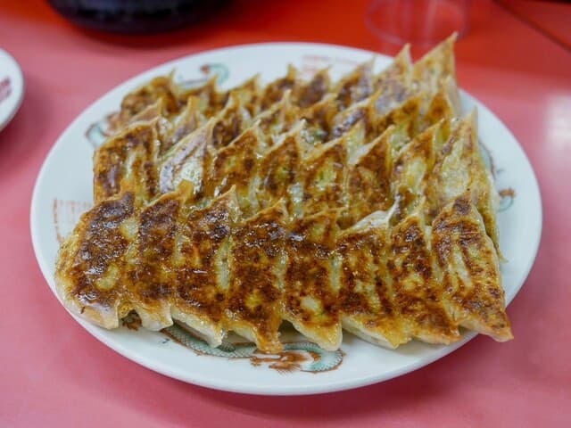 Marusho Gyoza Ten Honten: Gyoza mit hauchdünnem Teig