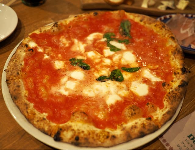 La Pizza Napoletana Regalo: neapolitanische Pizza von Weltklasse