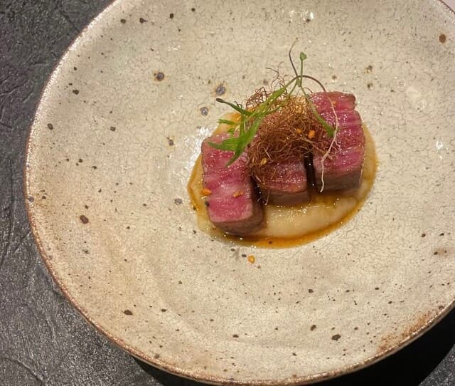 Niku Kiki: Hochwertiges Wagyu-Omakase