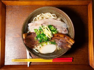 Okinawa Mendokoro Tengan Honmachi ten: Authentische Okinawa-Soba