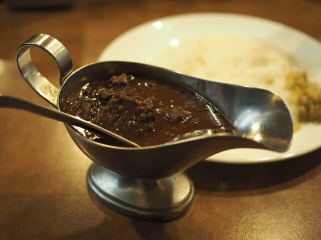 Angle: Japanisches Curry nach europäischer Art