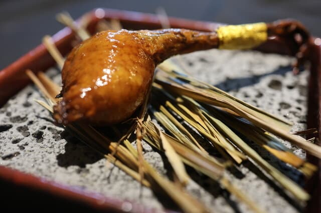 Shisen Tomon: kreative Sichuan-Küche im Menüformat