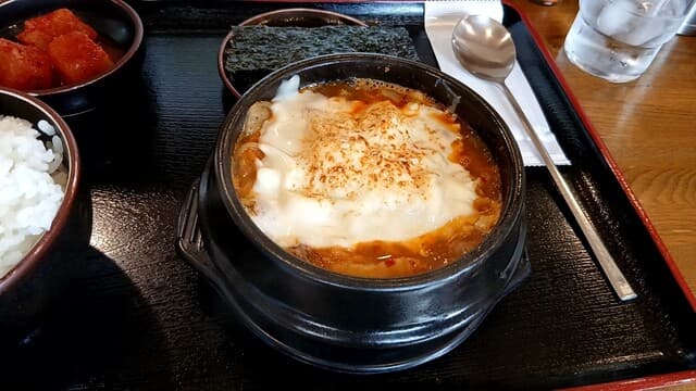Ippei Chan: Spezialist für koreanische Reissuppe