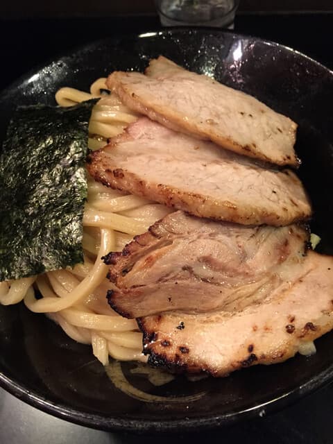 Tsukemen Mushin: extrem dicke Schweinefleisch-Tsukemen