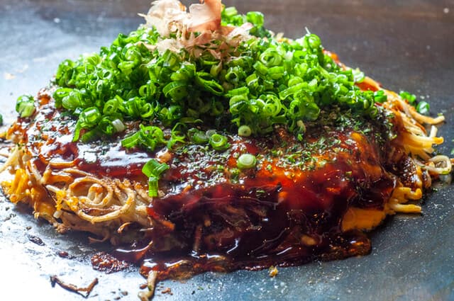 Shintenchi Micchan: Klassisches Hiroshima-Okonomiyaki