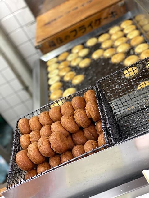 Fukuzumi Fry Cake: Kures klassisches frittiertes Gebäck
