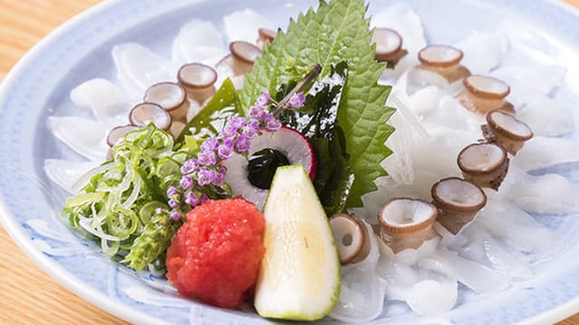 Sakana Dokoro Kissui: Izakaya für Meeresfrüchte aus Hiroshima