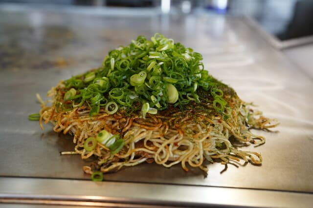 Okonomiyaki Hasshou: klassisches Okonomiyaki nach Hiroshima-Art