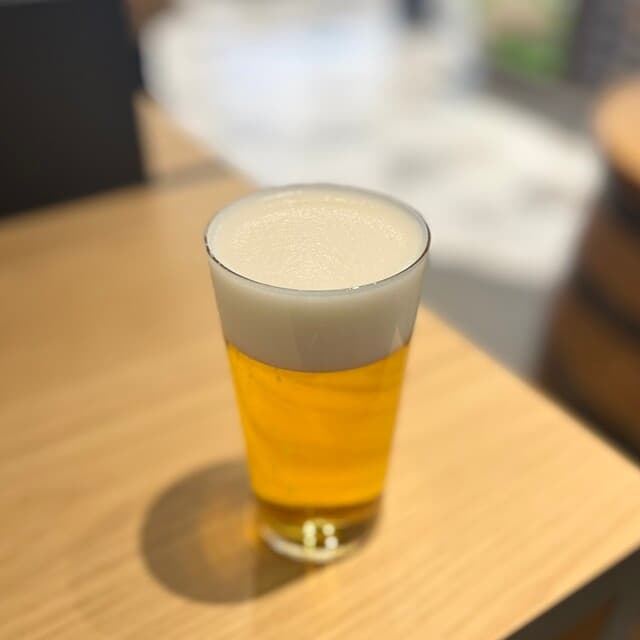 Beer Stand Shigetomi Ekie: ein Bier, sechs Zapfstile