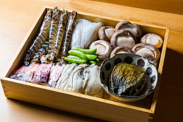 Tempura Takeuchi: präzise Tempura und saisonale Gerichte