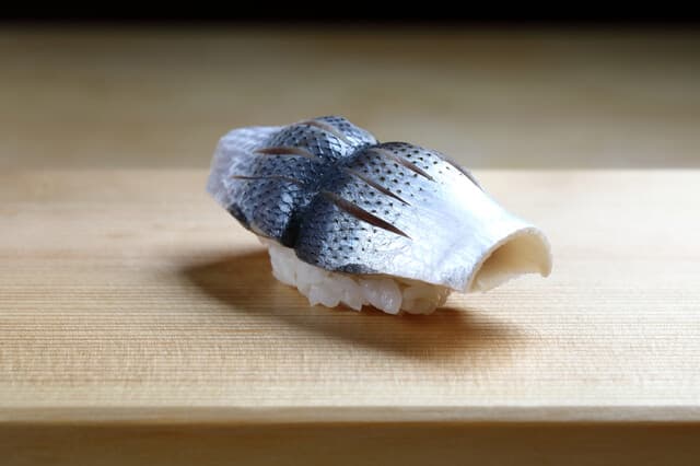 Kotan: Edomae-Sushi mit Fisch aus Kyushu
