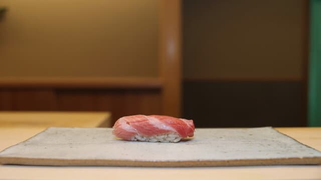 Nishimura: Sushi-Omakase der Spitzenklasse